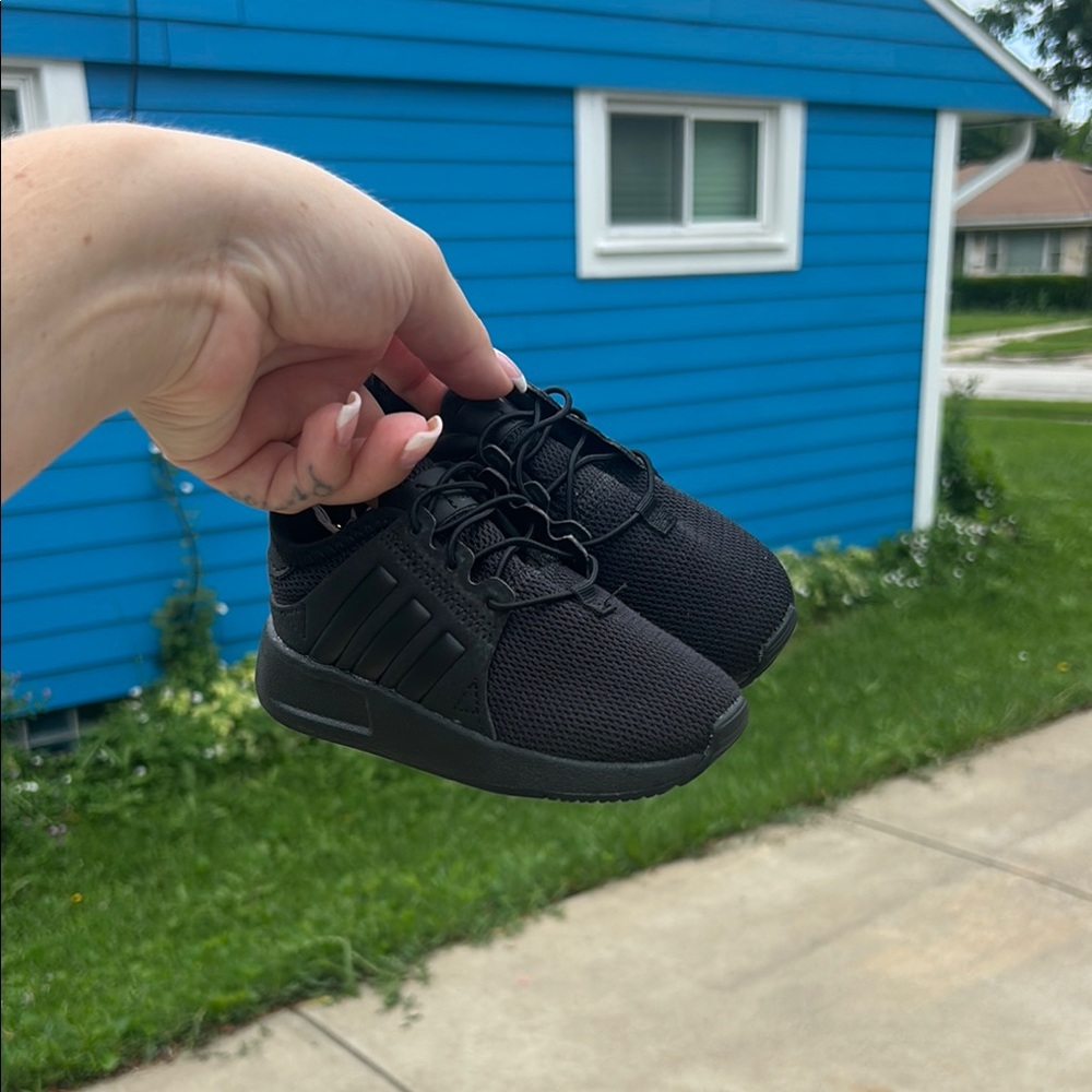 Adidas toddler shoe